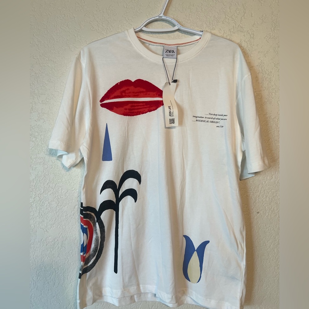 Zara graphic tee - NWT